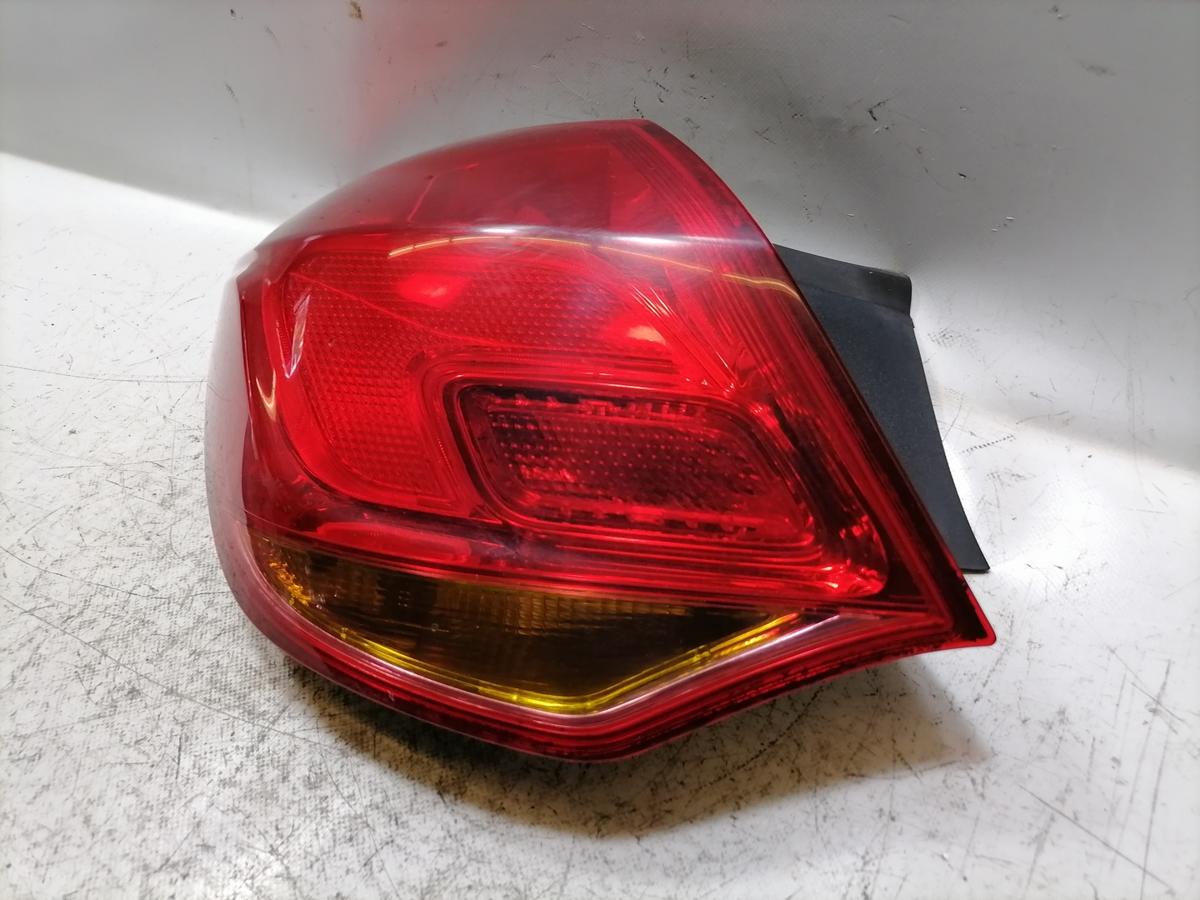 Opel Astra J original R&uuml;cklicht R&uuml;ckleuchte au&szlig;en links Flie&szlig;heck Vorfacelift BJ09